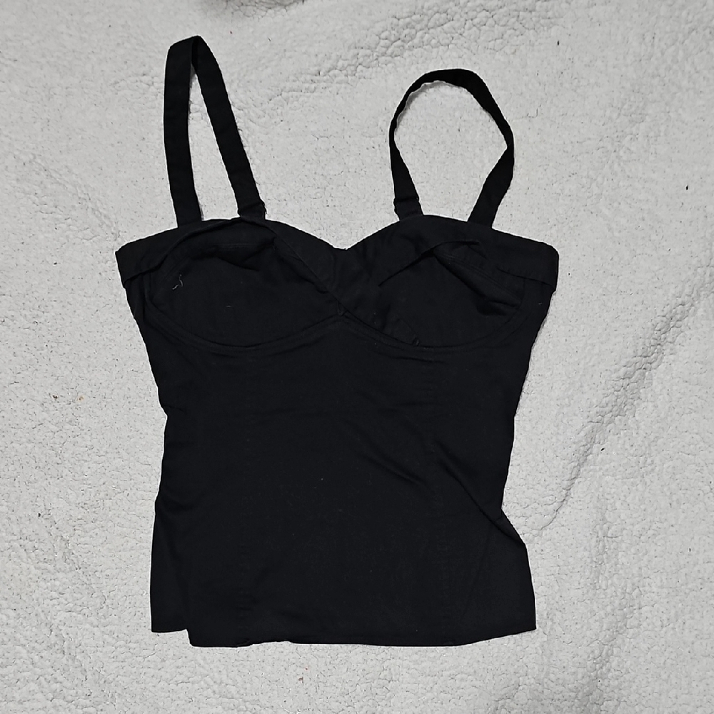 Deadly Dames Sleeves Top